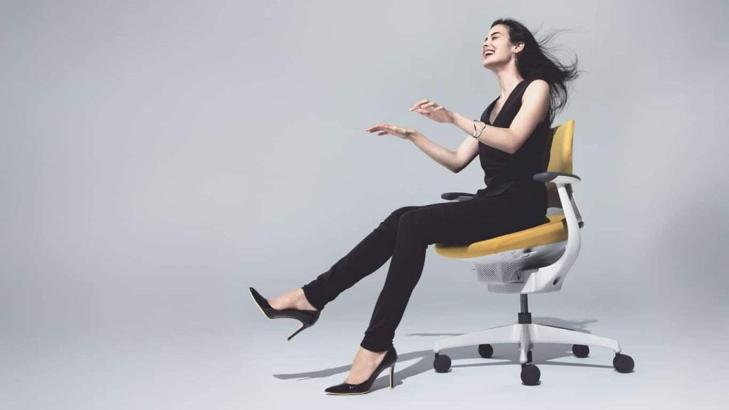 Keep Your Ass Moving While Seated with Kokuyo ing 360° Chair