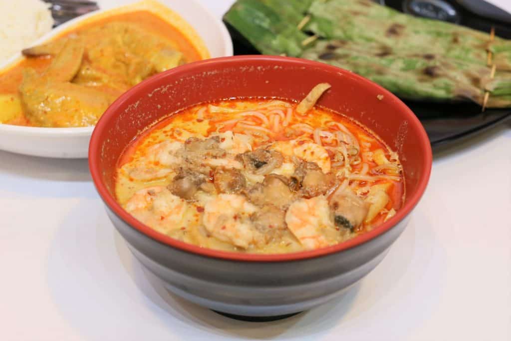 10 Best Laksa in Singapore To Slurp On [2022]