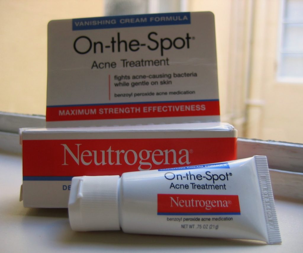 best acne cream in singapore_neutrogena on the spot