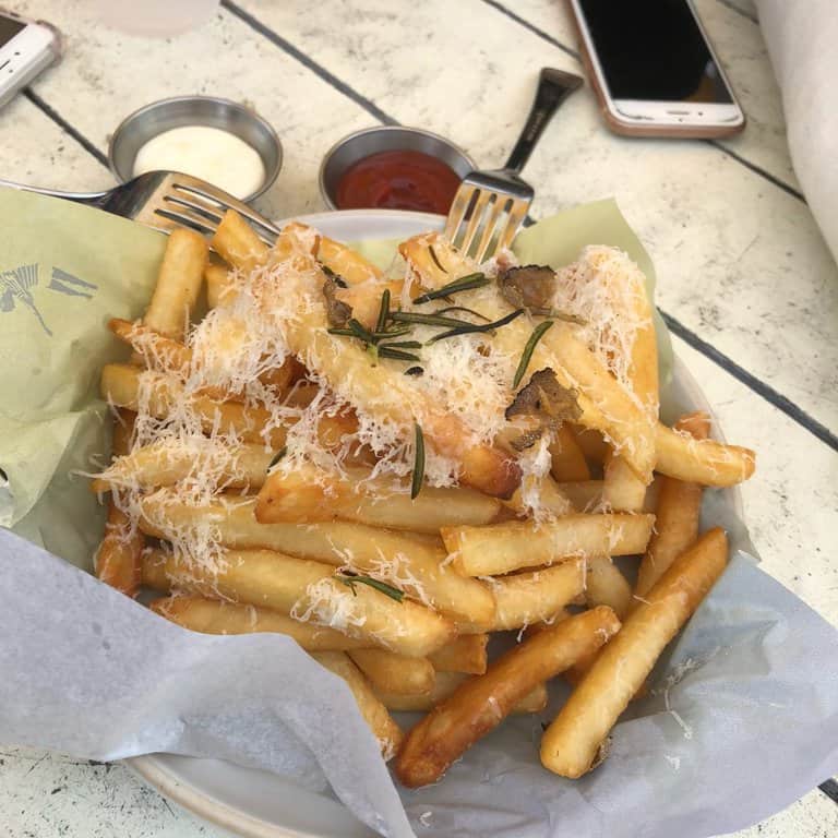 10 Best Truffle Fries in Singapore that will Satisfy Your Fry-Day! [2022] 1