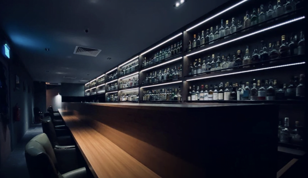 Whisky Bar Singapore - The Swan Song