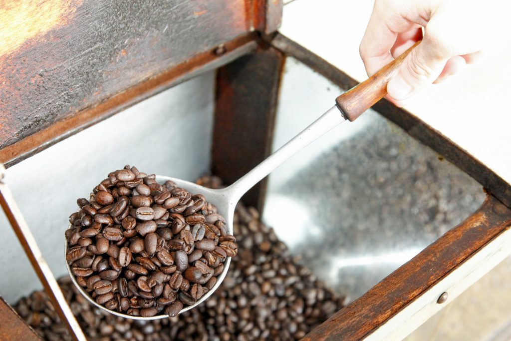 best coffee roasters in singapore_lam yeo coffee powder factory