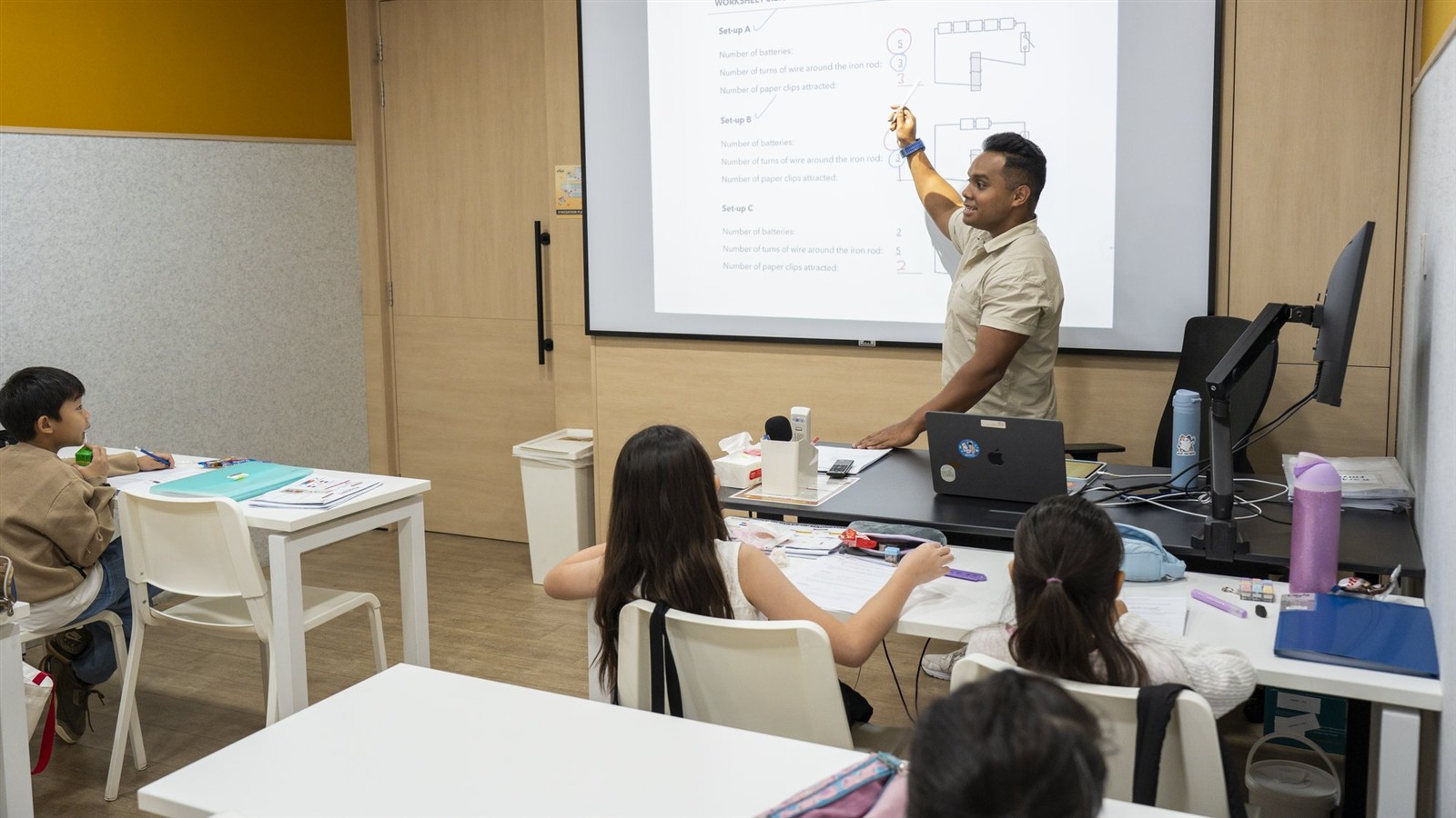Science class at The Pique Lab in Singapore